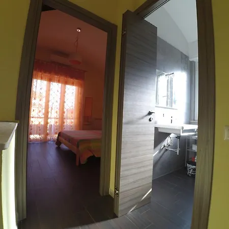 Romare, Tra Roma E Il Mare *